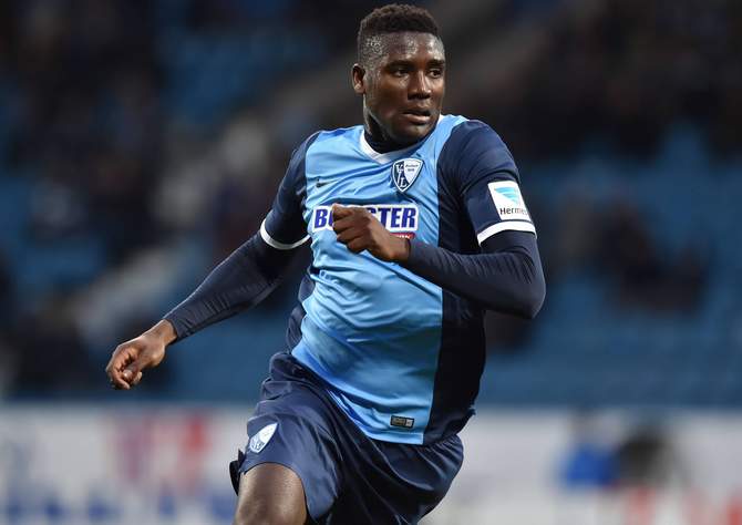 Peniel Mlapa im Trikot des VfL Bochum