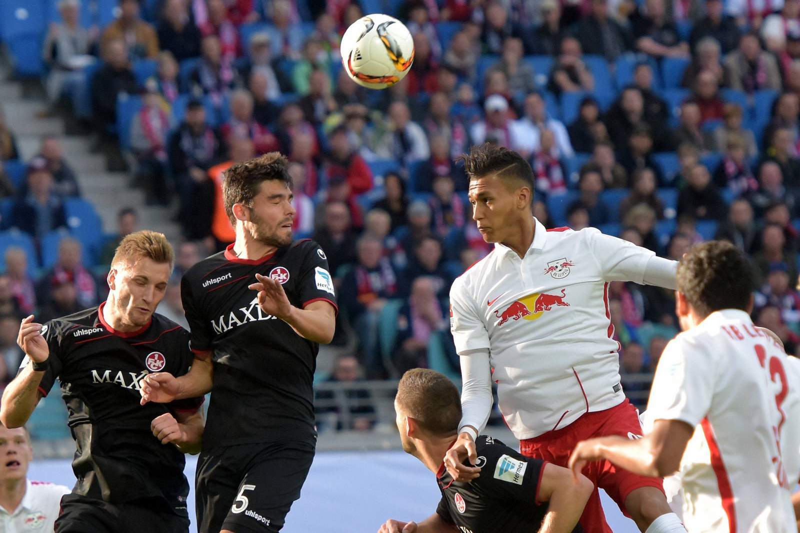 Setzt sich Mockenhaupt gegen Selke durch? Unser Tipp: Red Bull Leipzig gewinnt gegen FCK