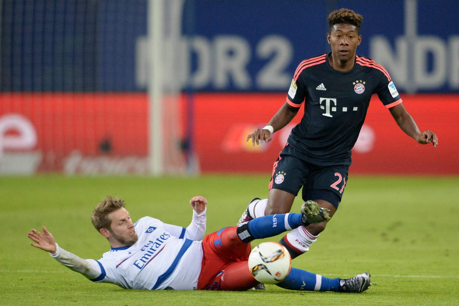 david alaba, aaron hunt, fc bayern hsv, bundesliga Aaron Hunt gegen David Alaba. Jetzt auf die Partie FC Bayern gegen HSV wetten.