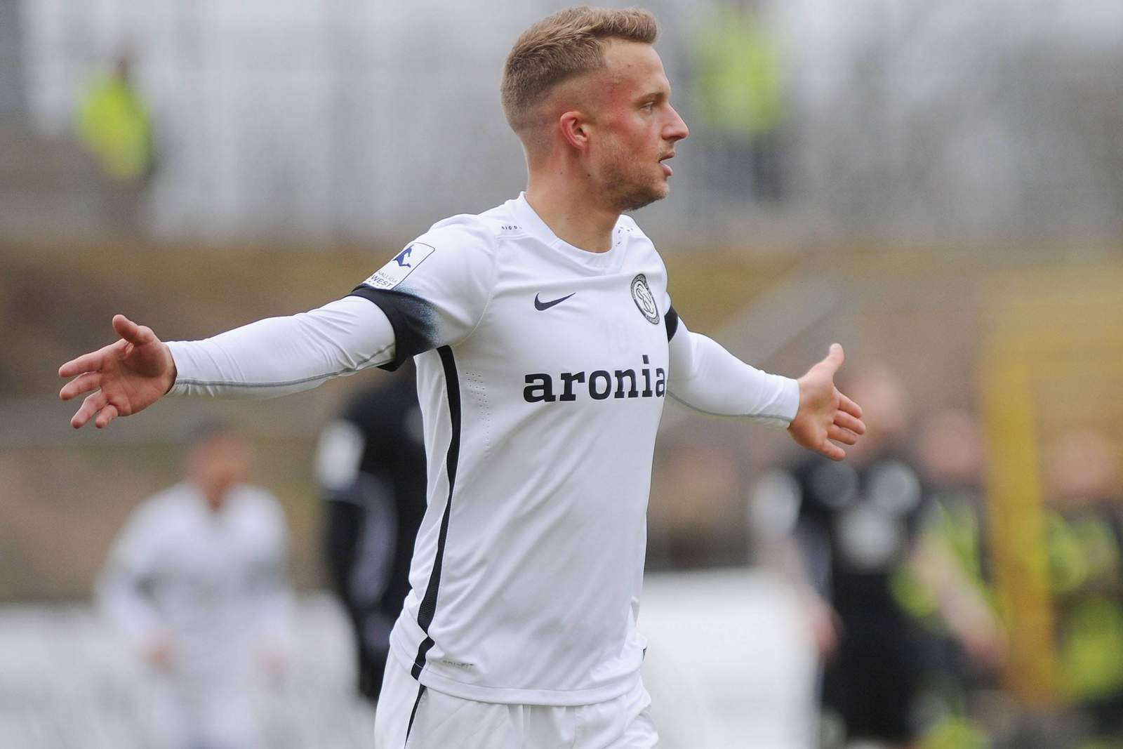 oesterhelweg elversberg regionalliga Maximilian Oesterhelweg vom SV Elversberg