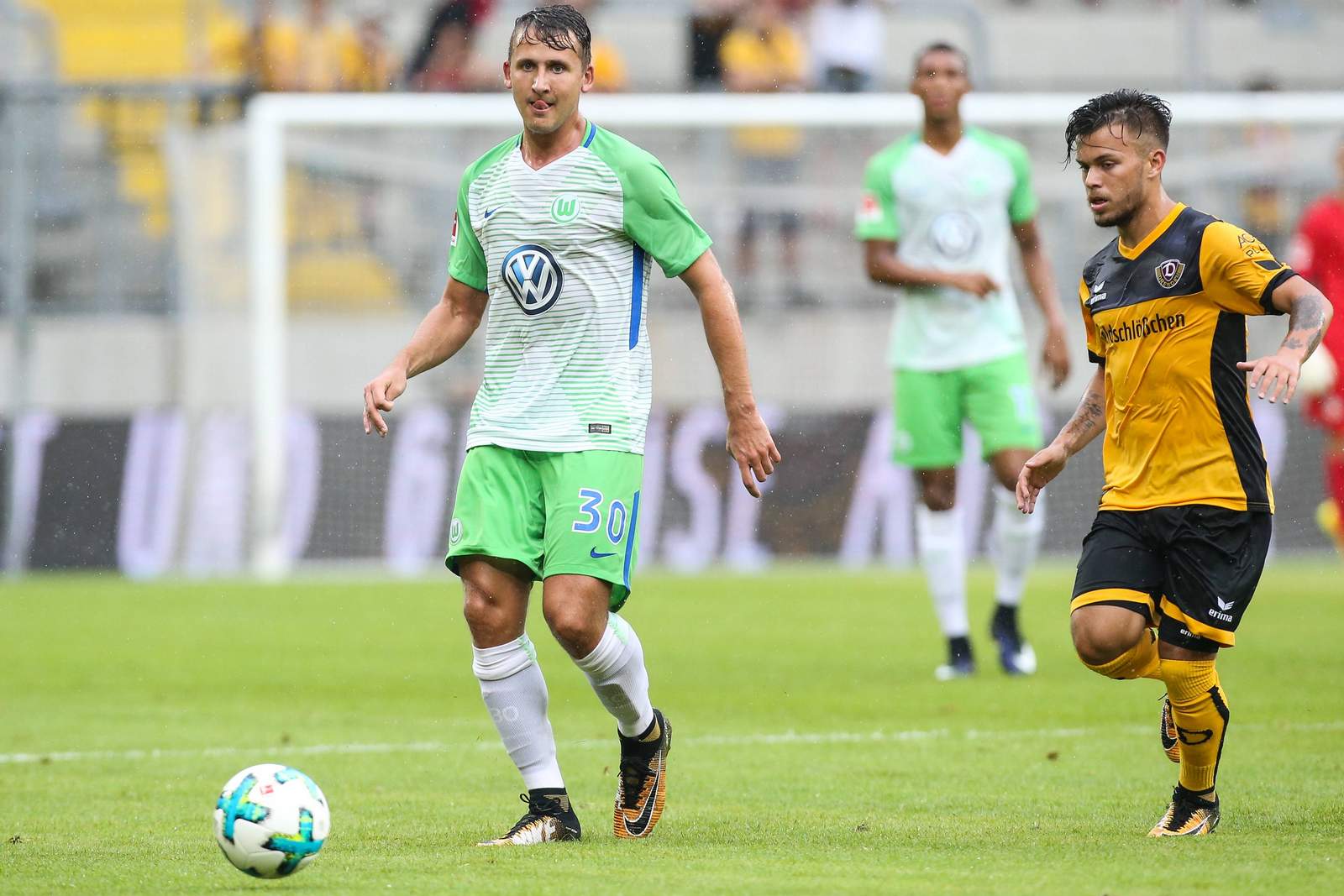 2. Liga Dynamo Dresden Paul Seguin VfL Wolfsburg Paul Seguin, Profi beim VfL Wolfsburg