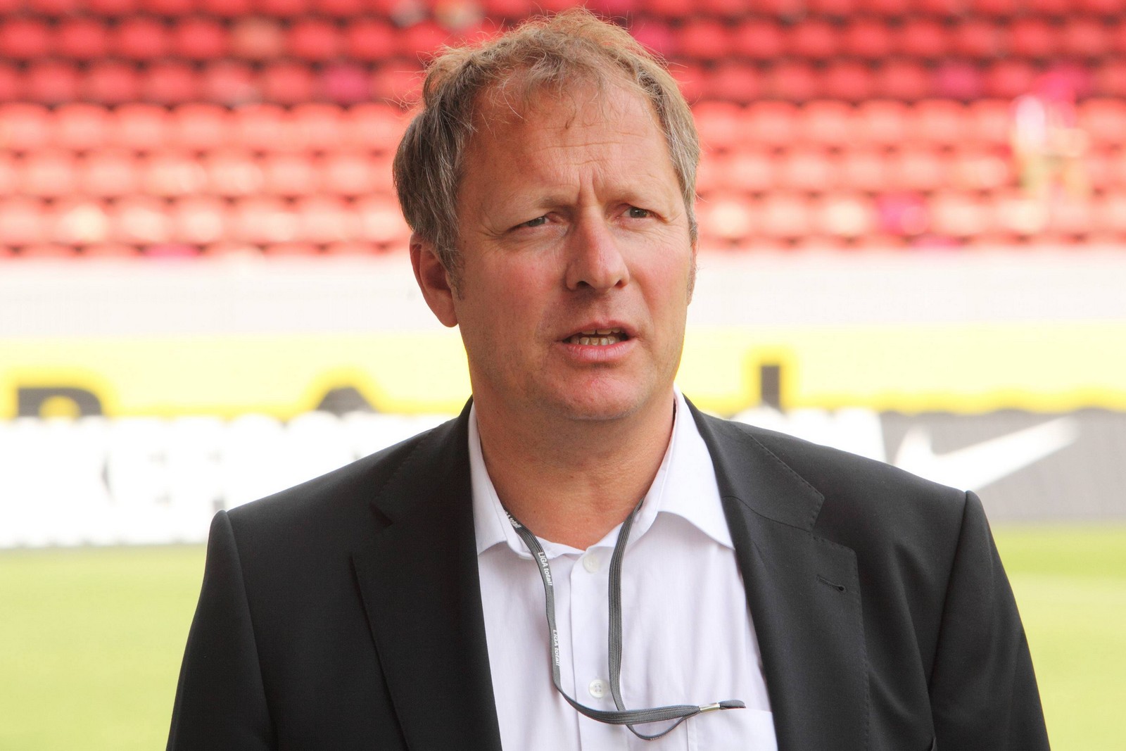 küpper sky 2.bundesliga Sky Kommentator Hansi Küpper