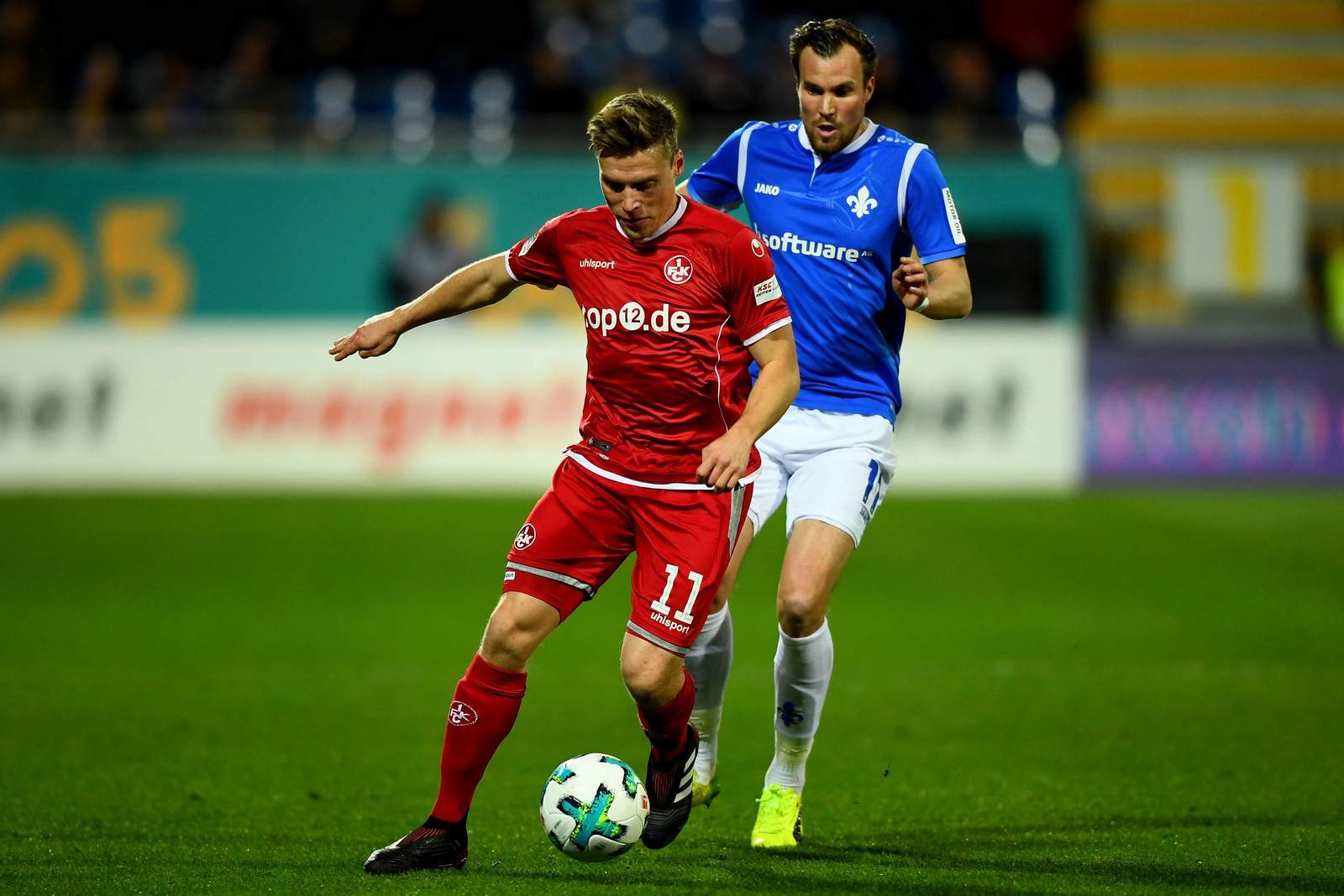 jennsen kaiserslautern großkreutz darmstadt 2.bundesliga Zweikampf zwischen Jenssen und Großkreutz