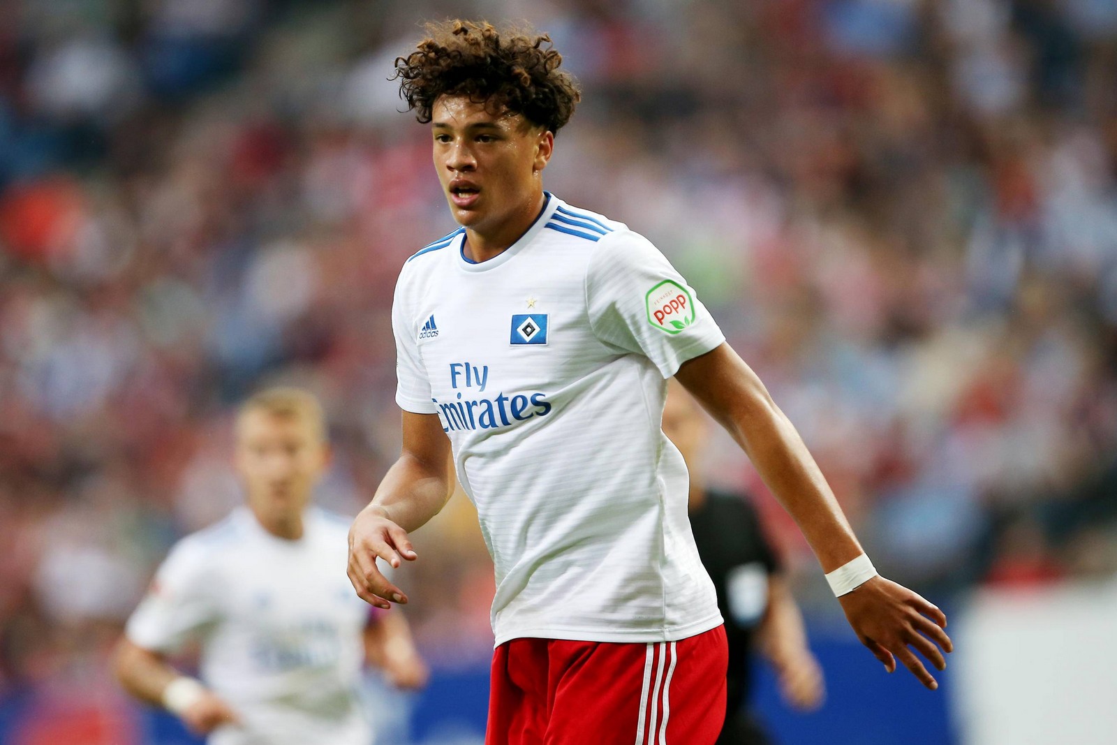 jonas david, hsv, 2. bundesliga Jonas David unterschreibt in Hamburg seinen ersten Profi-Vertrag.