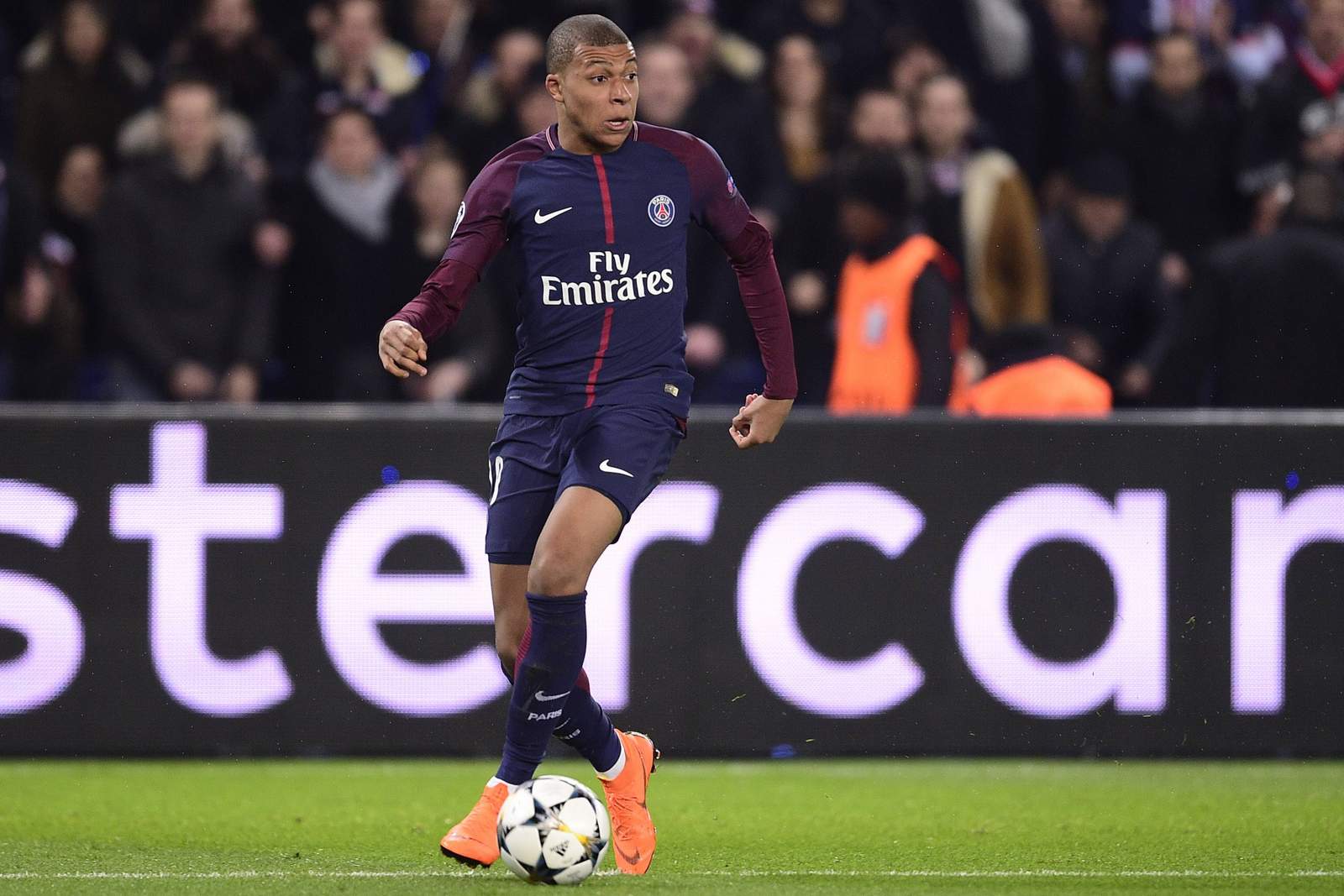 mbappe psg champions league Führt Mbappe Paris zum Sieg? Jetzt auf PSG gegen Roter Stern wetten
