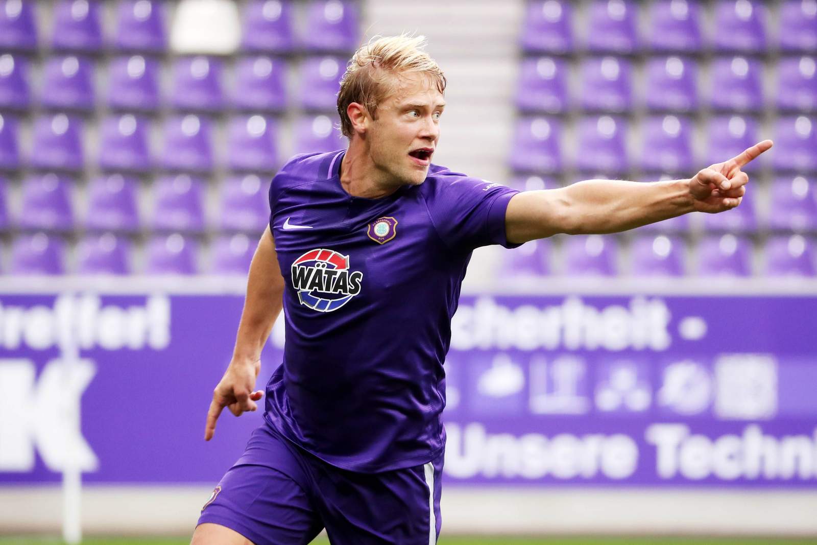 Jan Hochscheidt, Erzgebirge Aue, 2. Bundesliga Jan Hochscheidt