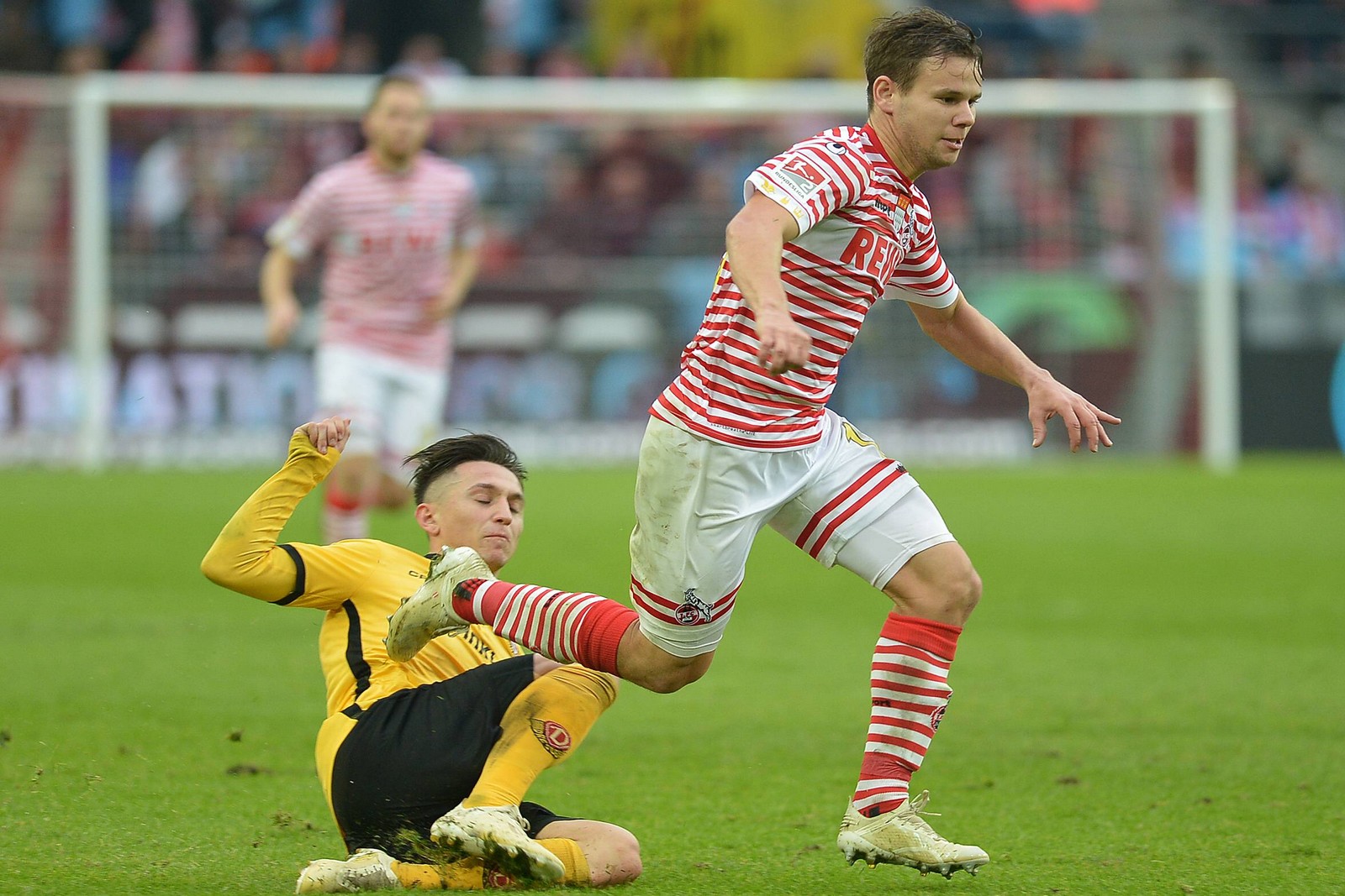 louis schaub, 1 fc köln, 2. bundesliga Louis Schaub ist auf und davon