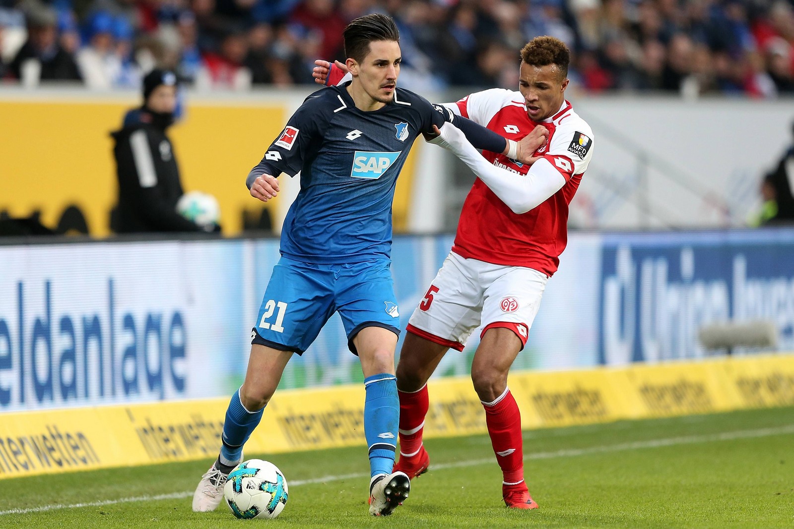 Hübner, Hoffenheim, Gbamin, Mainz, Bundesliga Können Benjamin Hübner und Jean-Philippe Gbamin eine erneute Torflut verhindern? Jetzt auf Hoffenheim gegen Mainz wetten!