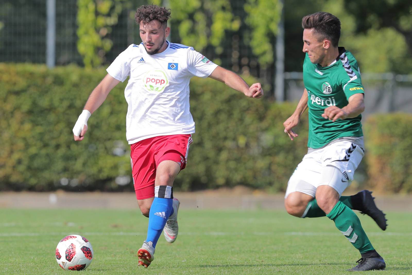 arianit ferati, aleksandar nogovic, hsv, vfb lübeck, regionalliga nord Arianit Ferati gegen Aleksandar Nogovic