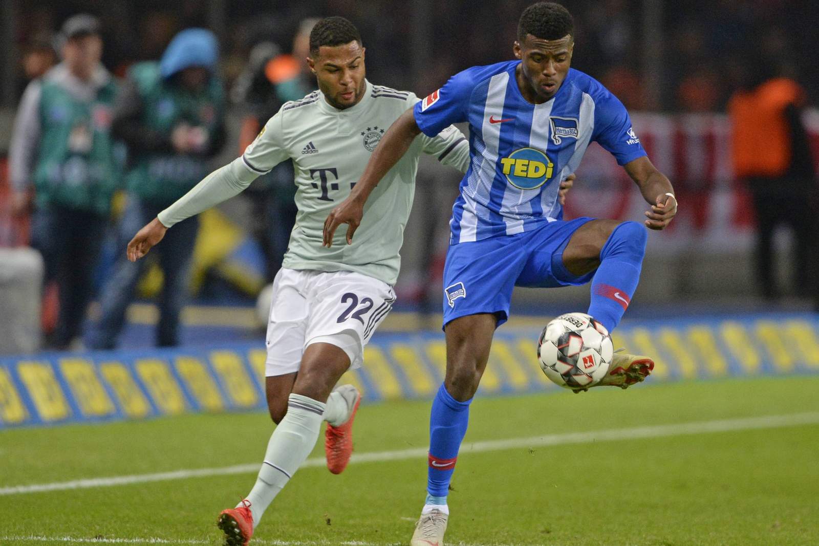 gnabry bayern dilrosun hertha bundesliga Setzt sich Gnabry wieder gegen Dilrosun durch? Jetzt auf Hertha gegen Bayern wetten