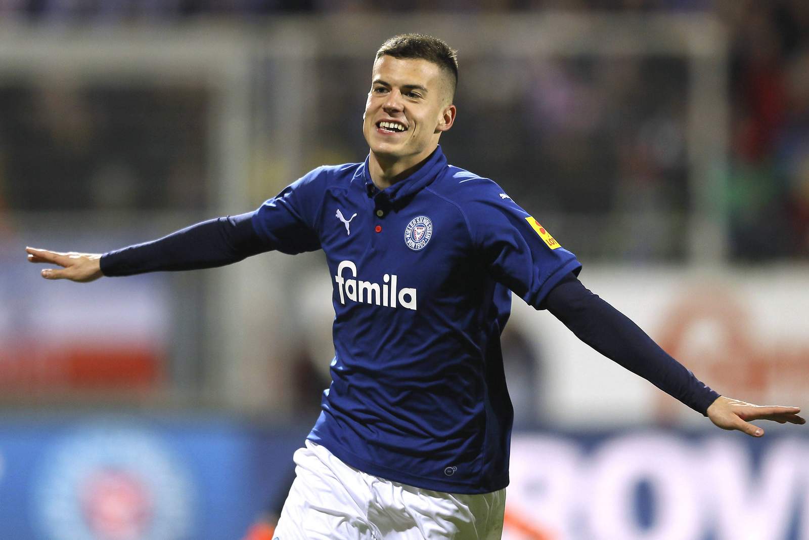 benes kiel 2.bundesliga Laszlo Benes von Holstein Kiel jubelt nach Tor