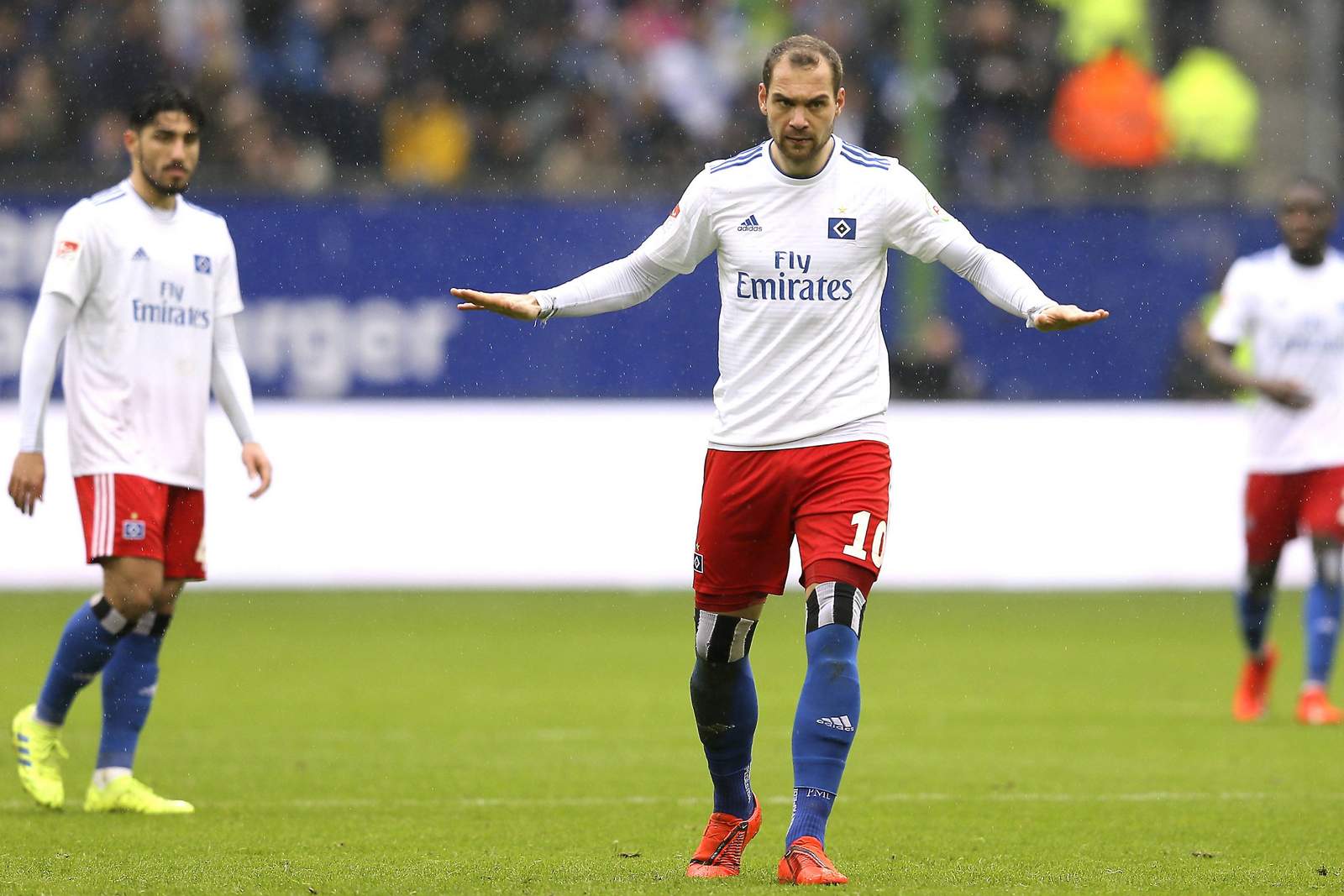 lasogga hsv 2.bundesliga Pierre-Michel Lasogga beim Spiel HSV gegen Darmstadt