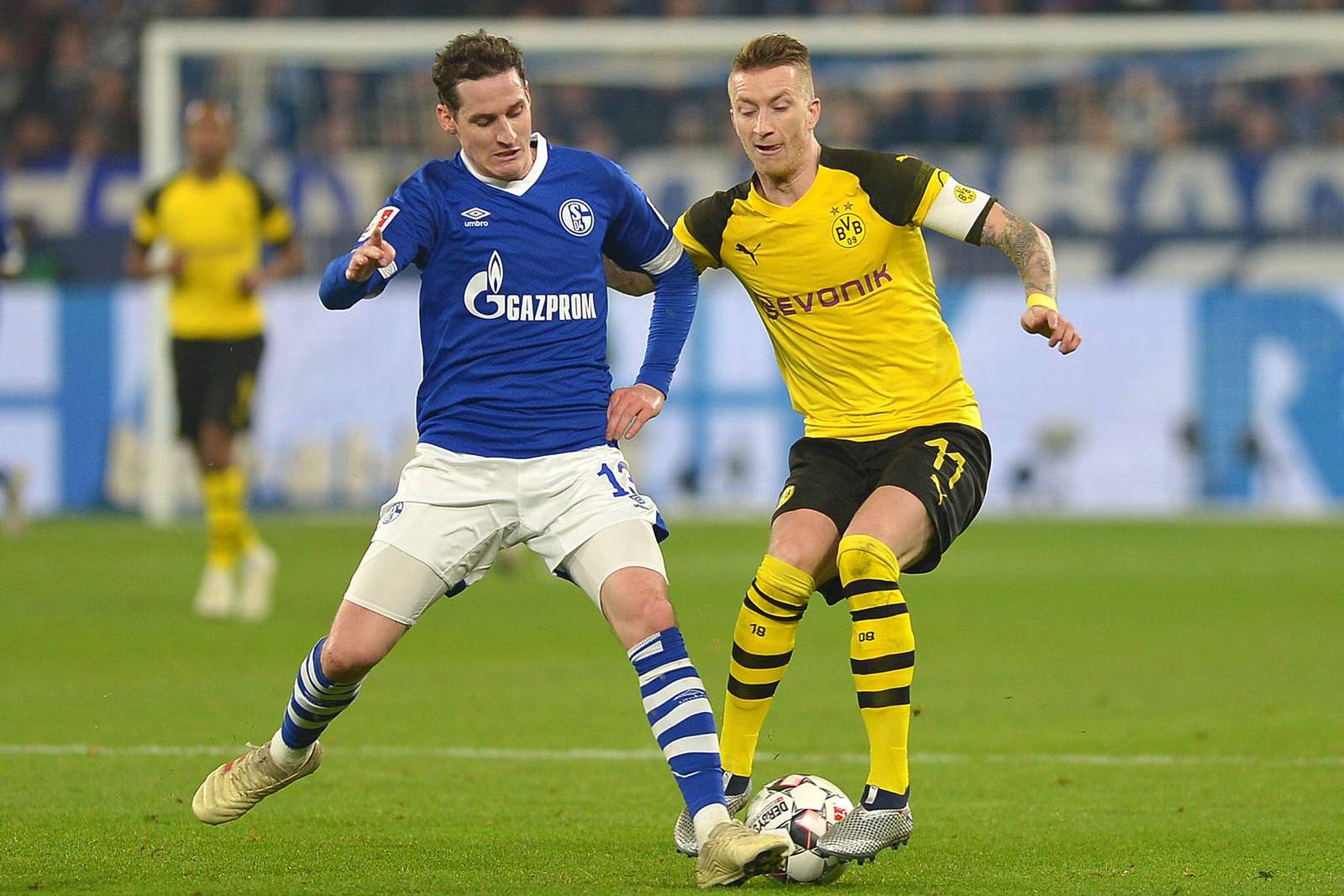 Führt Marco Reus Dortmund gegen Sebastian Rudy und S04 zum Sieg? Jetzt auf BVB gegen Schalke wetten! 