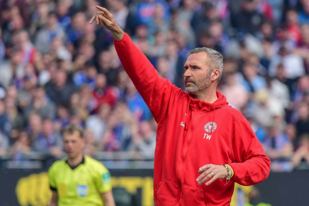 Holstein Kiel: Schlüsselspiel gegen Paderborn