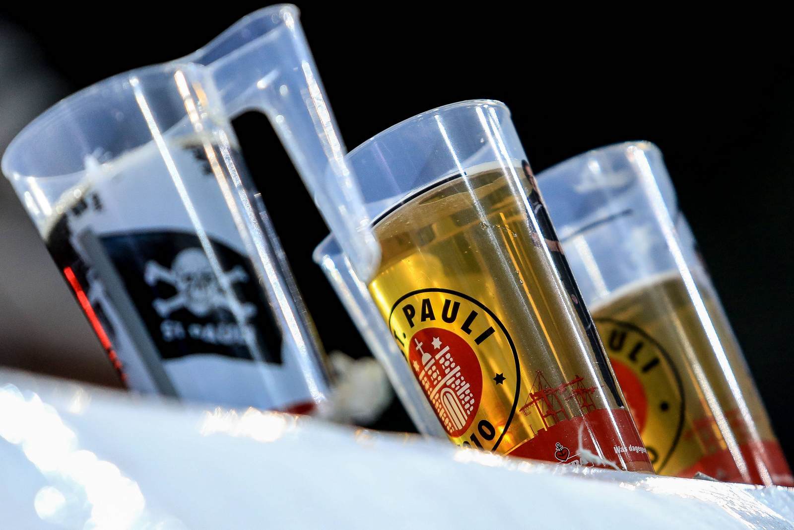 fc st pauli, bier, 2. bundesliga Bier im Stadion beim FC St. Pauli