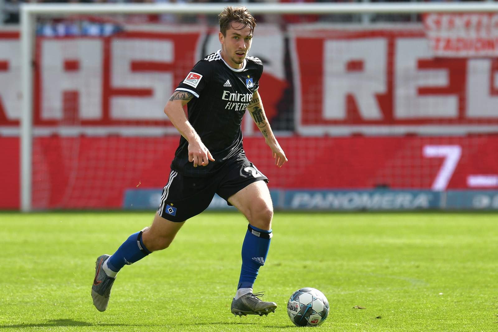 Adrian Fein im Spiel gegen Regensburg.