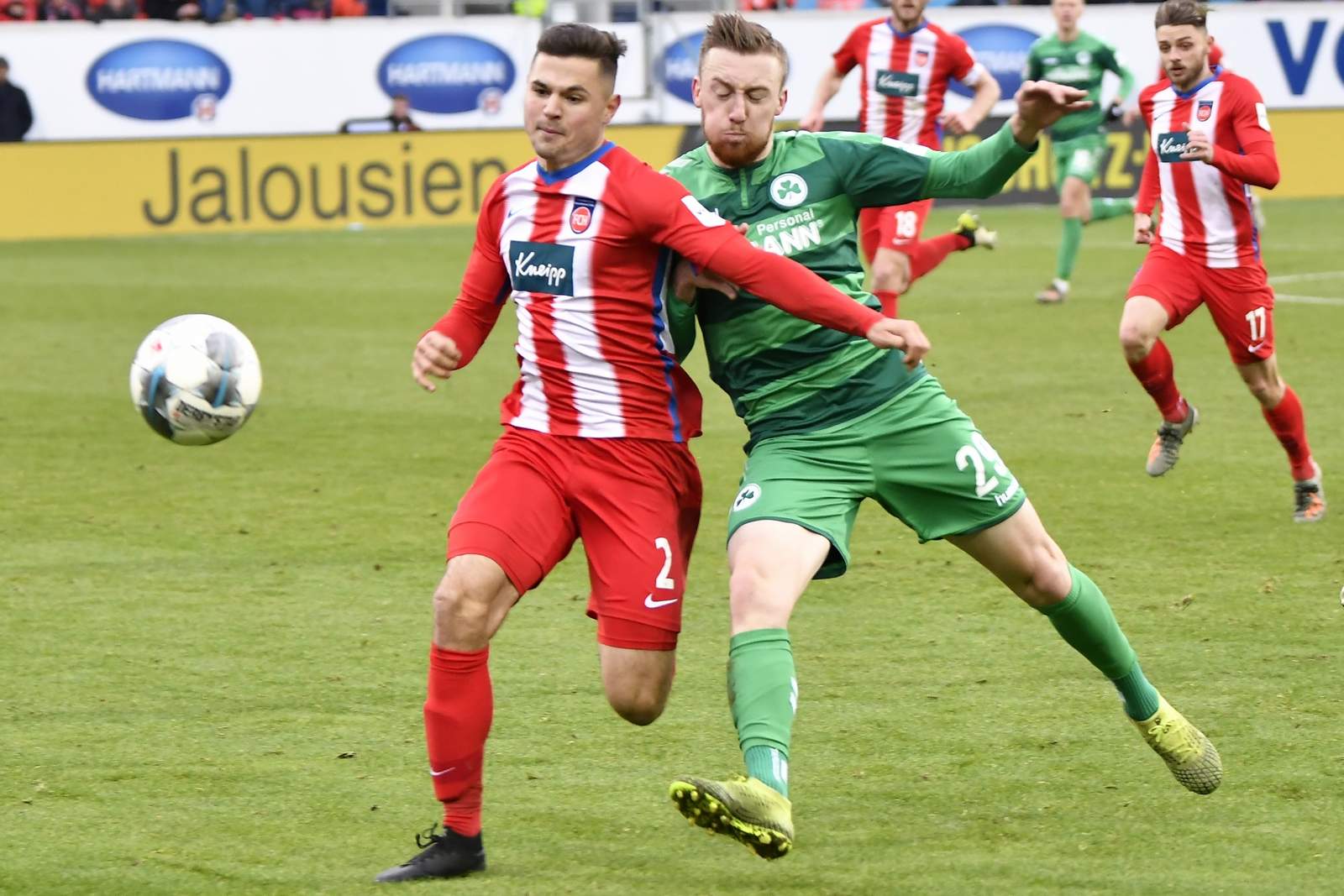 2. bundesliga, greuther fürth, tobias mohr, 1. fc heidenheim, marnon busch Marnon Busch gegen Tobias Mohr.
