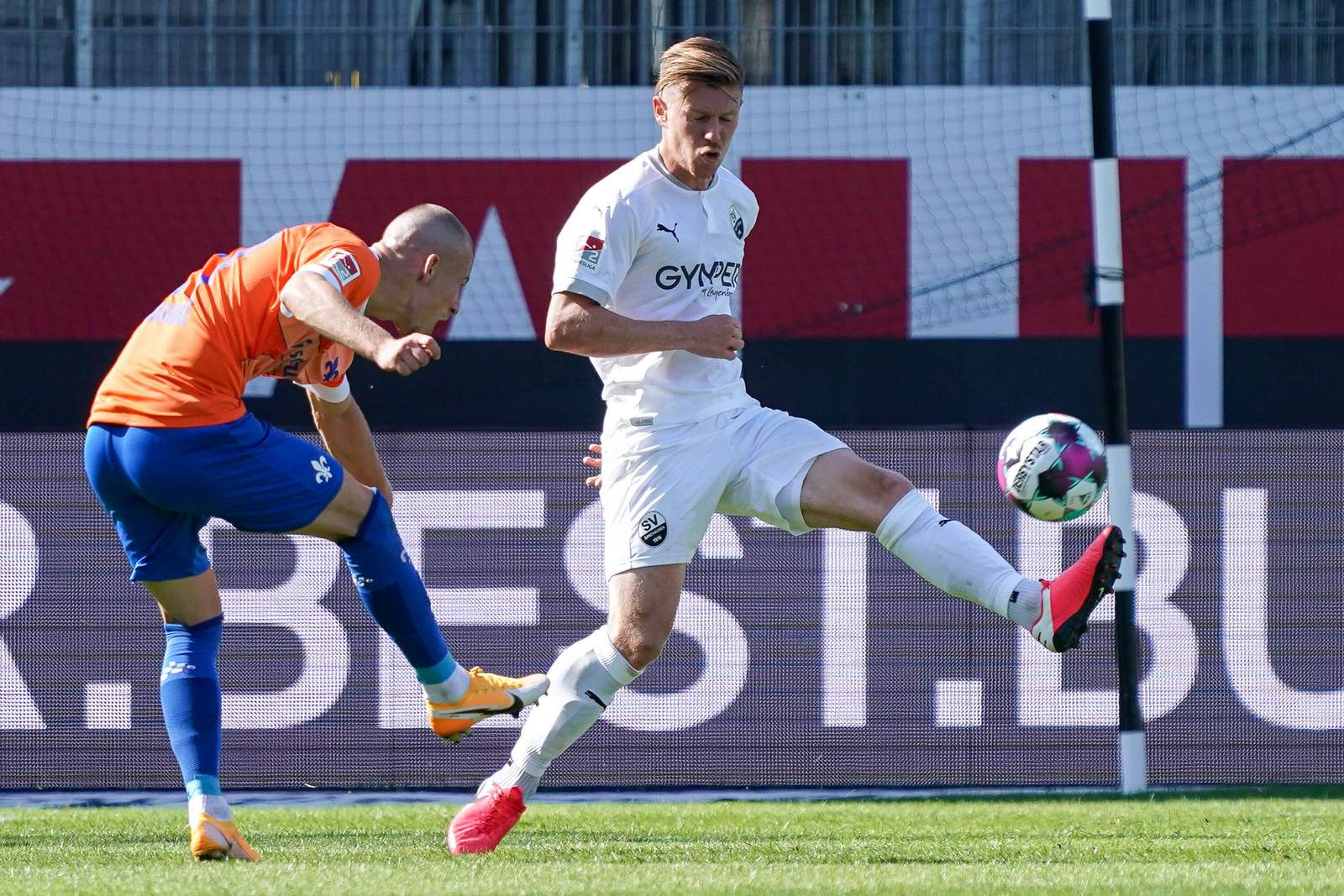 2. bundesliga, sv sandhausen, denis linsmayer Denis Linsmayer gegen Darmstadt 98.