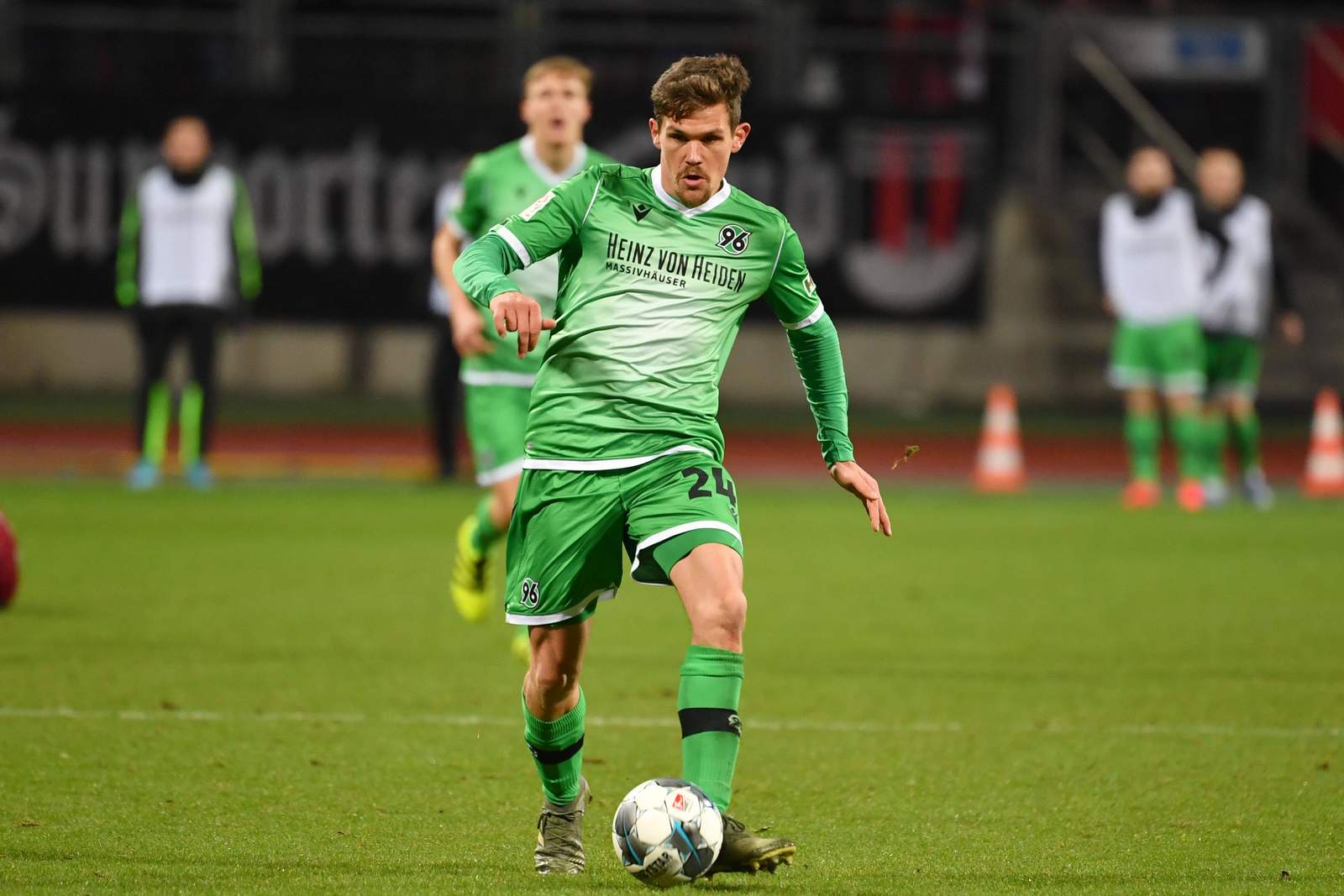 2. bundesliga, hannover 96, sebastian jung Sebastian Jung im 96-Dress.
