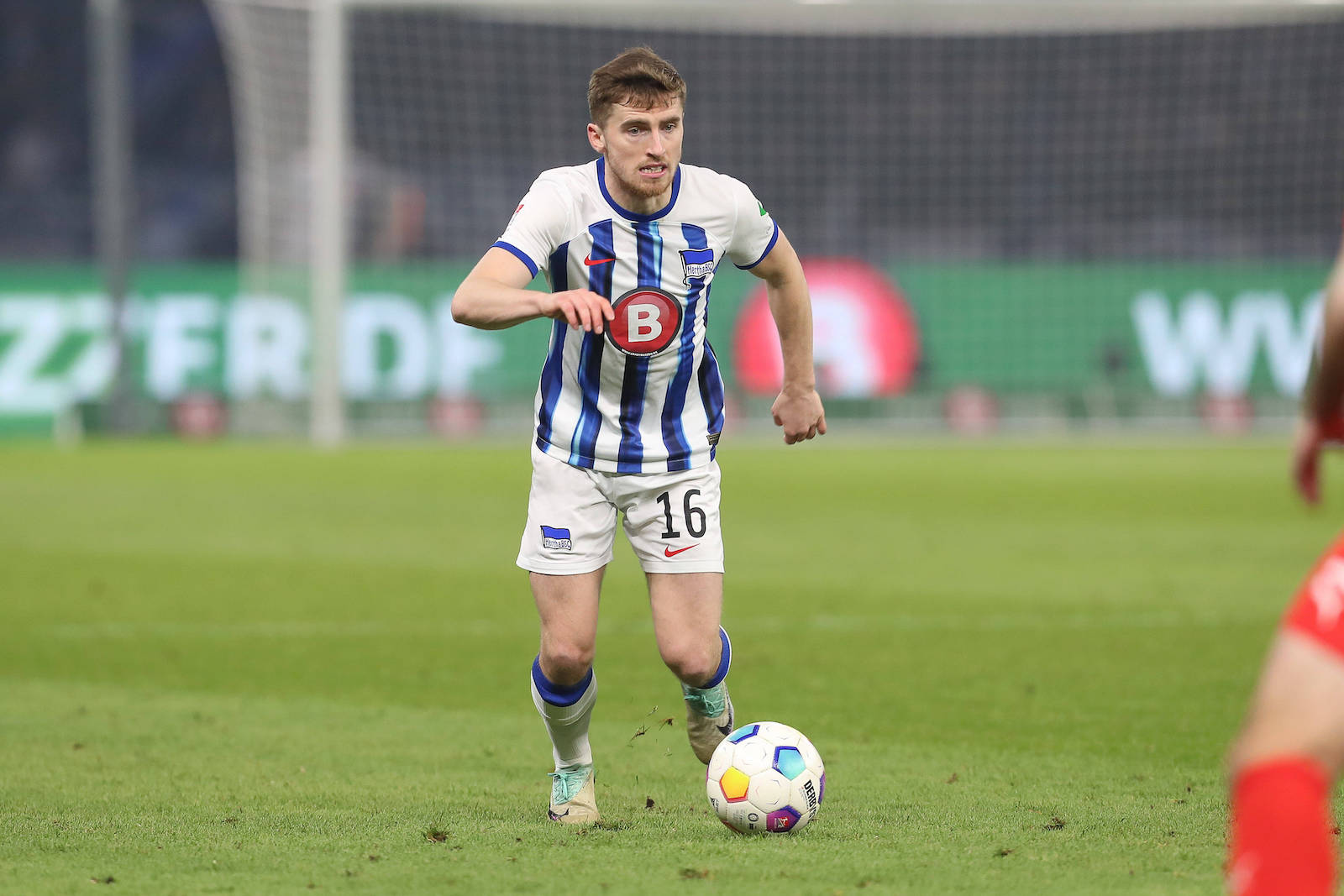 Jonjoe Kenny. © IMAGO / Jan Huebner