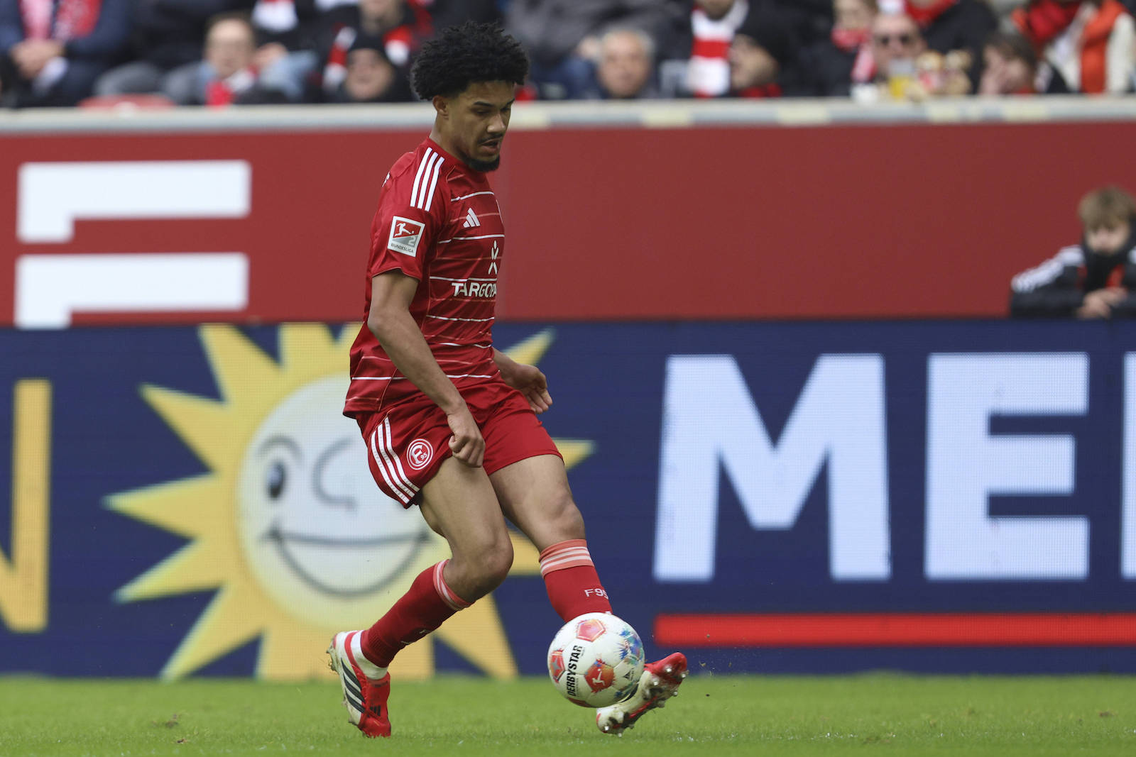 © IMAGO / DeFodi Images